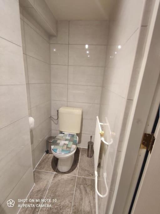 Studio/Huis In Maastricht Te Huur Bagian luar foto